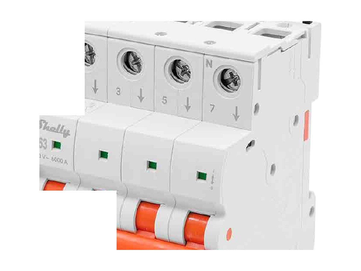 4 pole smart breaker