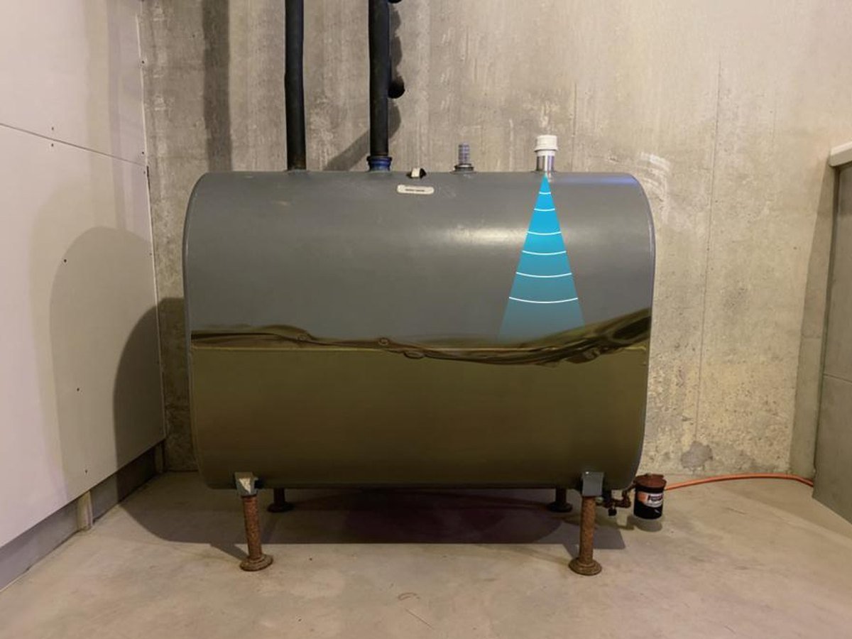 Oil tank in a basement with level monitoring